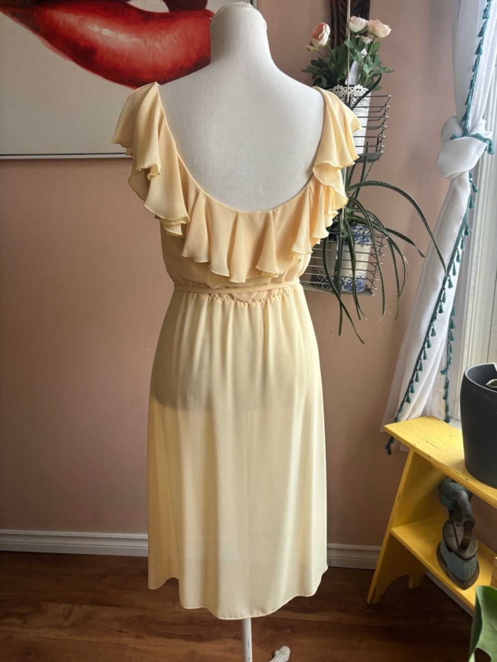 Vintage Soft Feminine Yellow Ruffle-Sleeve Midi Dress, Deadstock, BNWT, Sz Small - Picture 3 of 13